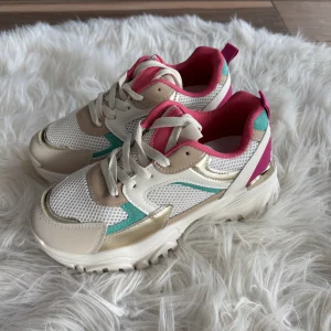 BASKET GOLDEN SPLASH