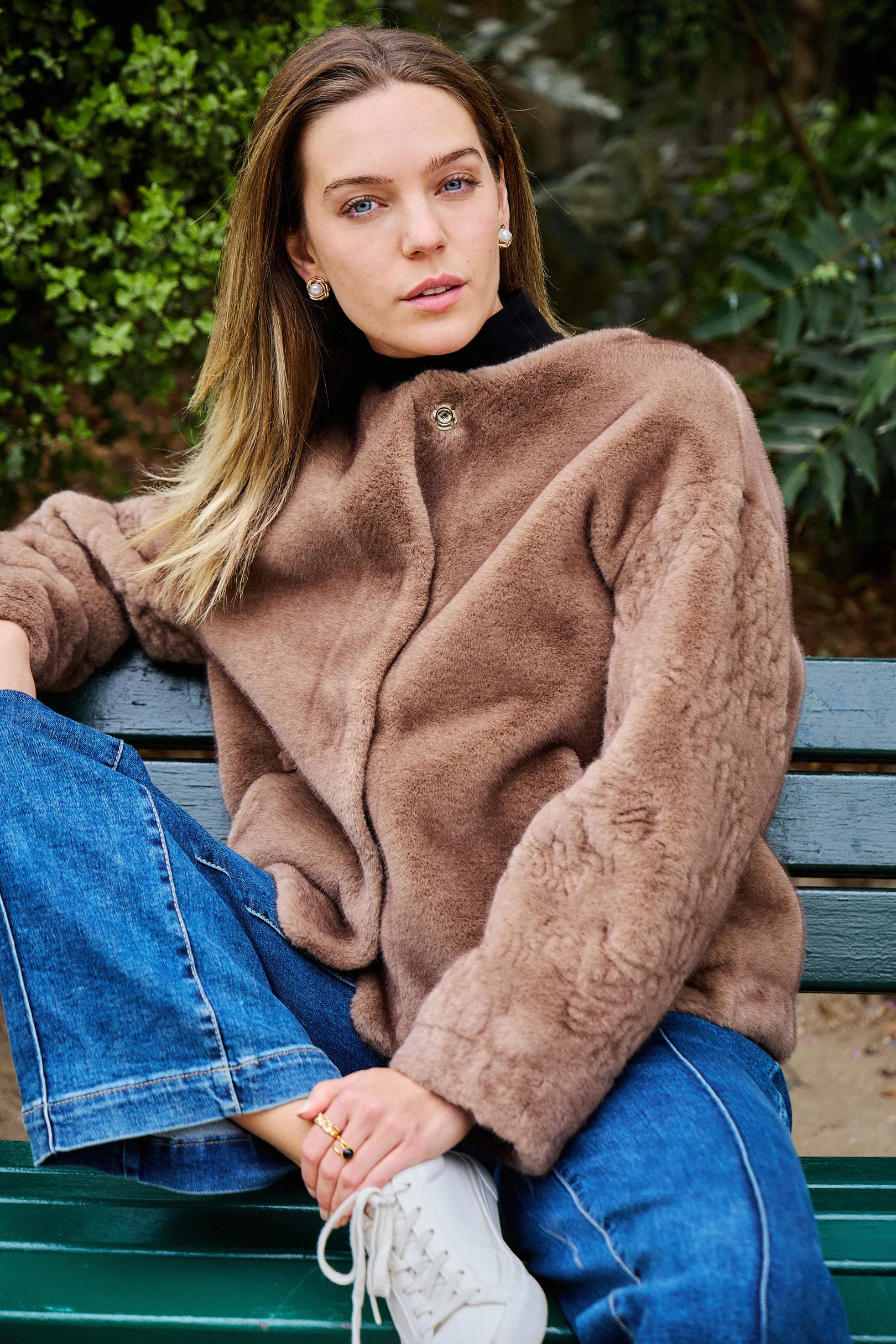 COLETTE - Veste en fausse fourrure – Image 5