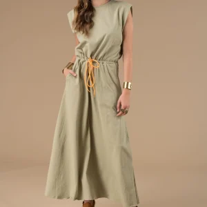 Robe Margareth kaki longue sans manches