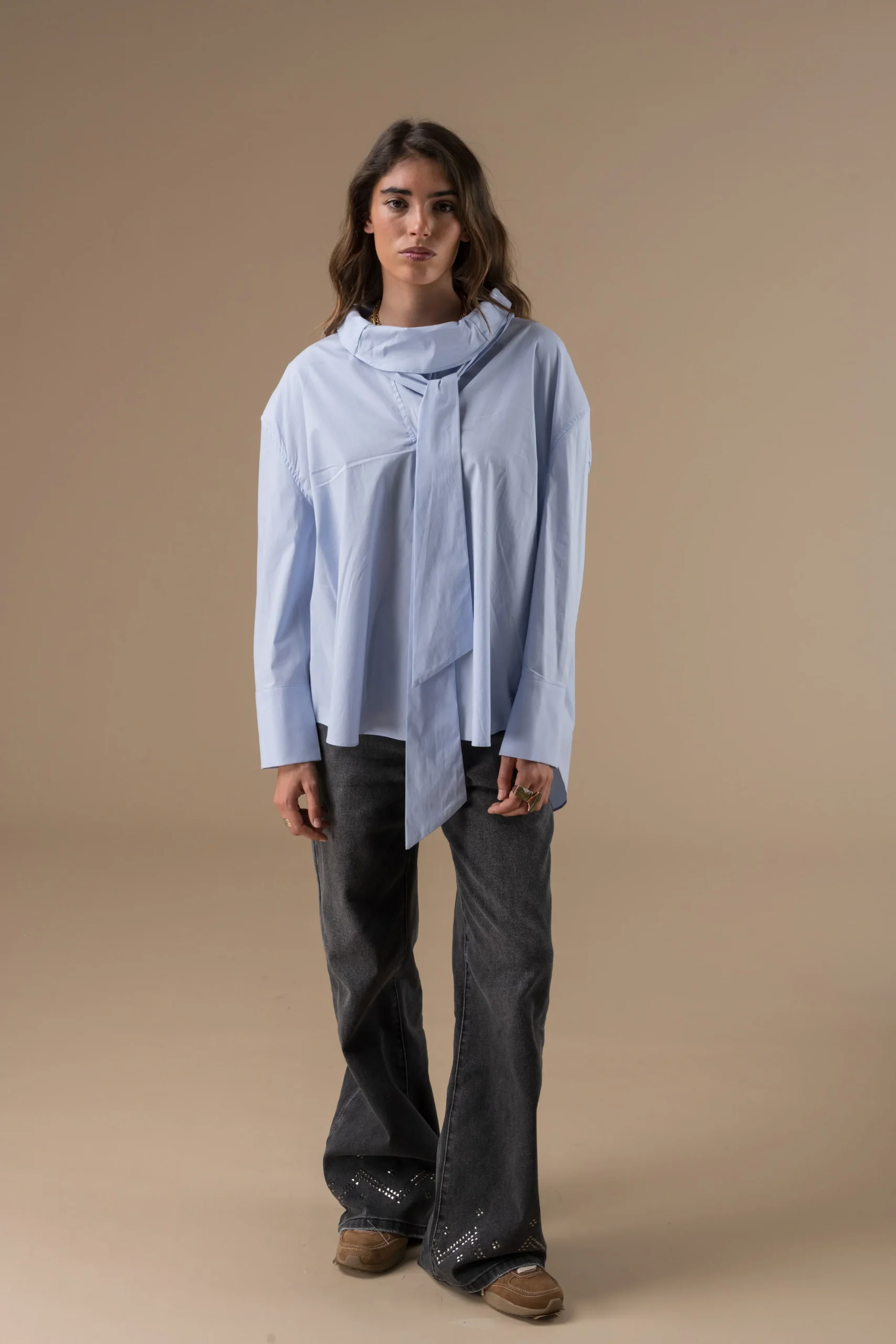 Chemise Cyclamen à col lavallière