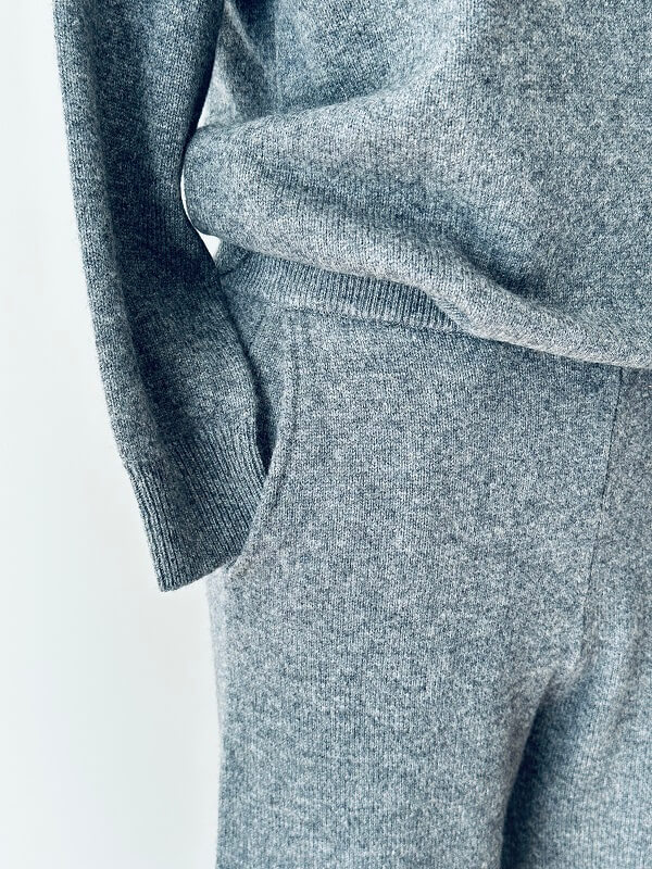 Ensemble Pull et Pantalon – Ensemble Pantalon Maille Femme en Laine 100% Naturelle – Ensemble 2-pièces en laine mérinos – Pauline – Image 5