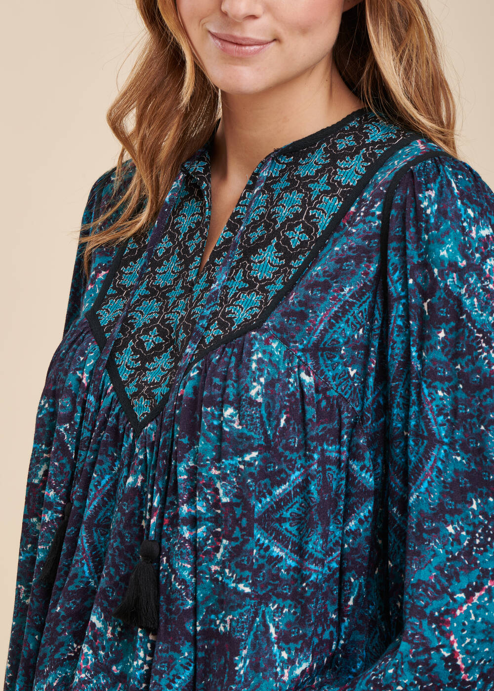 Top en viscose Ecovero avec jeu d'imprimé – Image 5