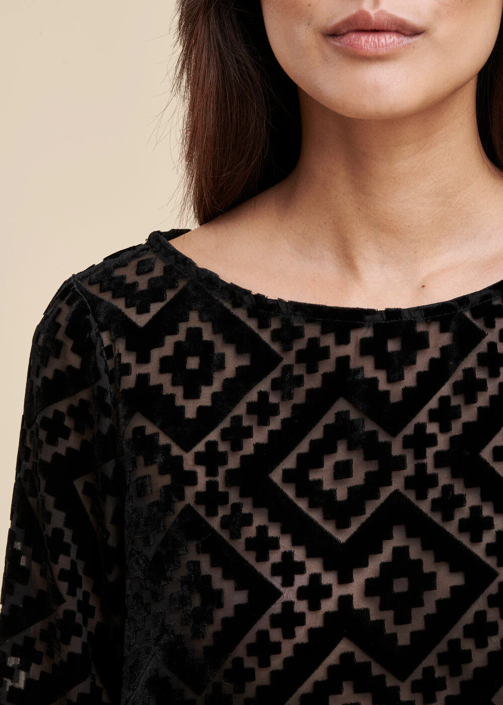 Top coupe droite en velours dévoré – Image 5