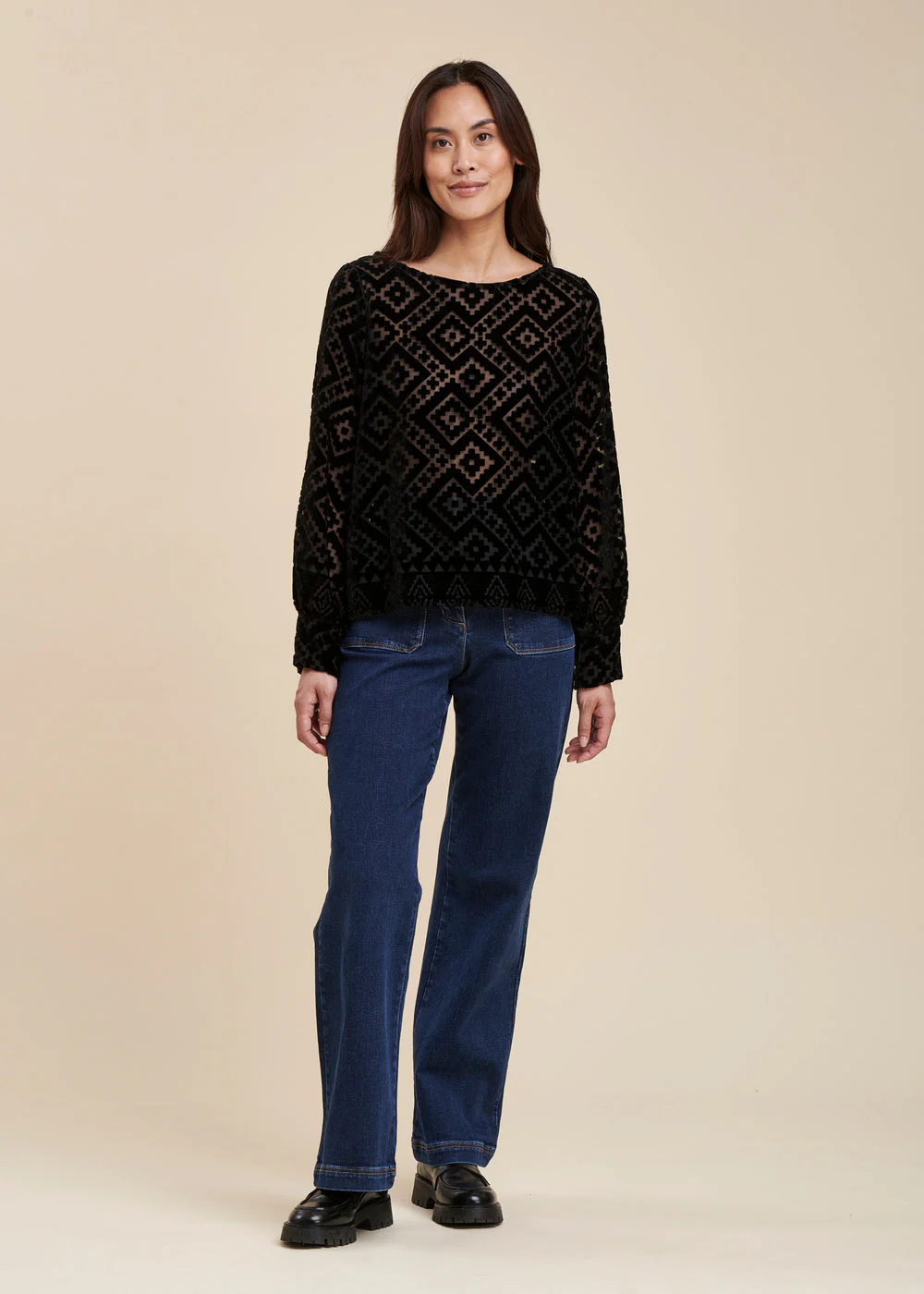 Top coupe droite en velours dévoré – Image 6