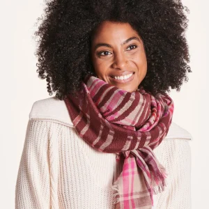 Foulard rose à carreaux en laine