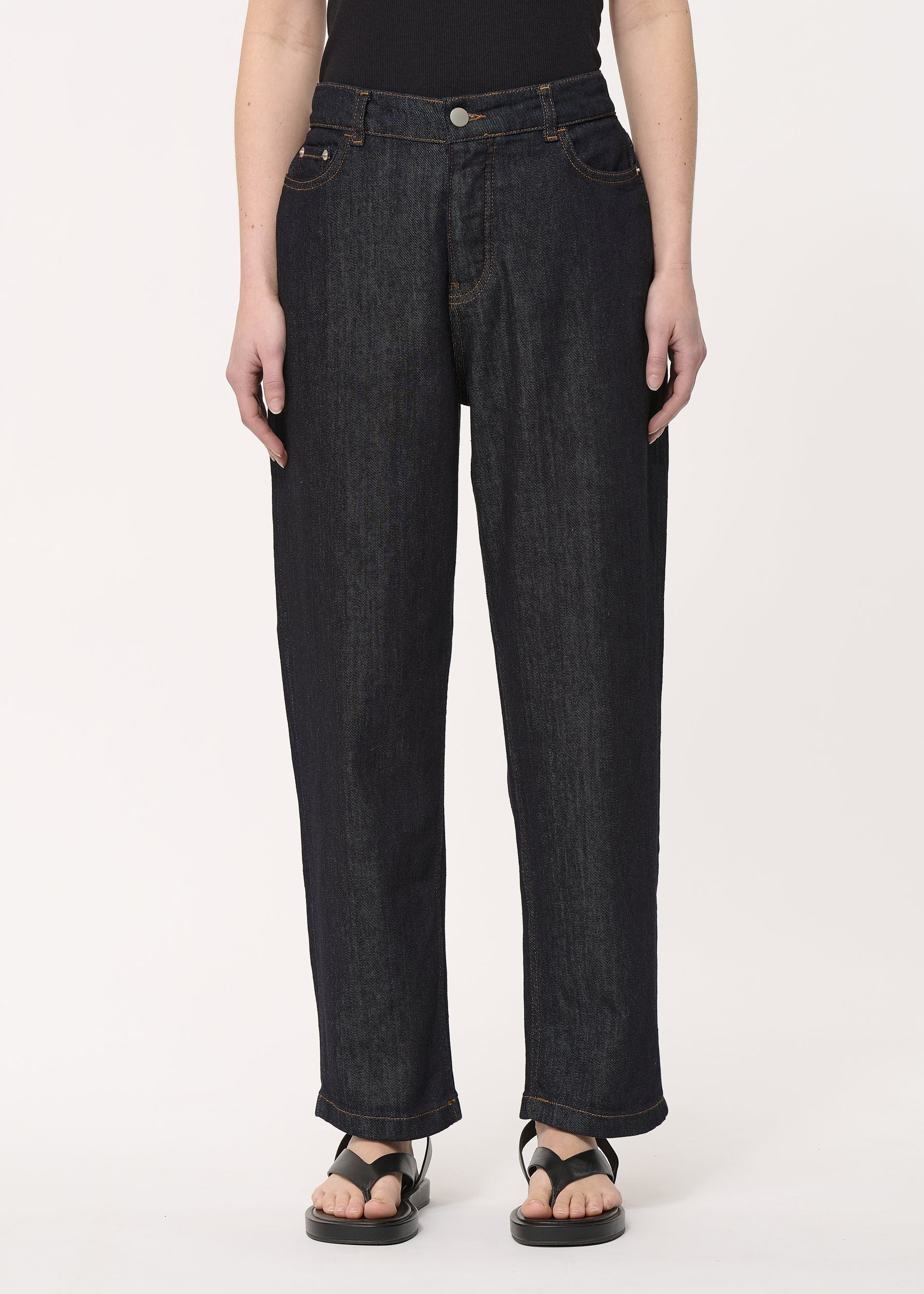 Jean mom taille haut en coton biologique – Image 6