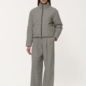 Blouson gris matelassé à motif pied-de-poule