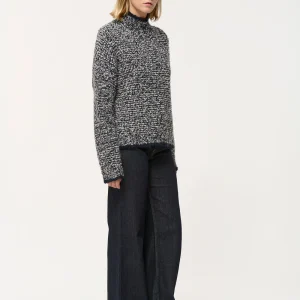 Pull droit bleu marine en maille bicolore