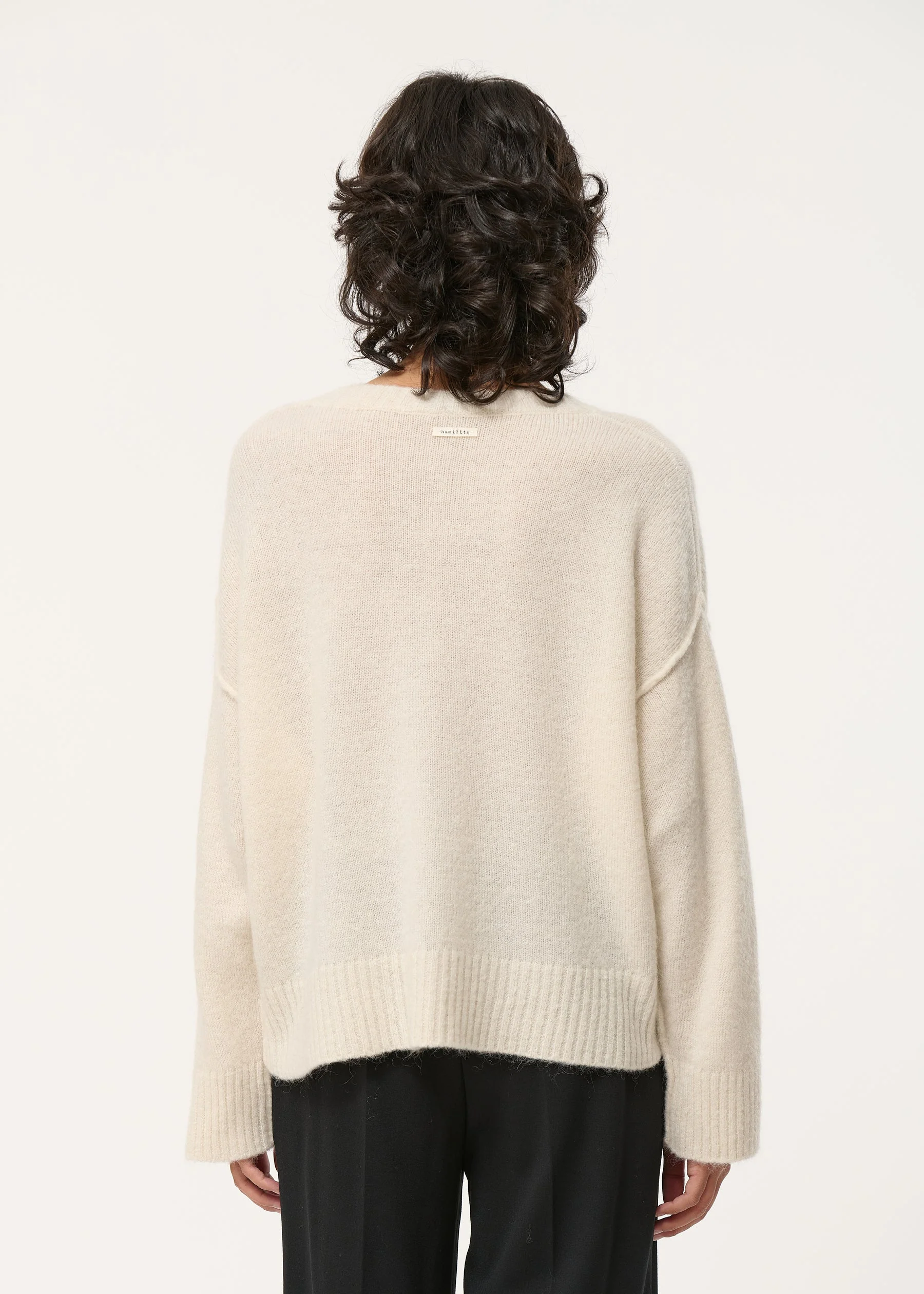 Pull blanc oversize en laine et mohair – Image 2