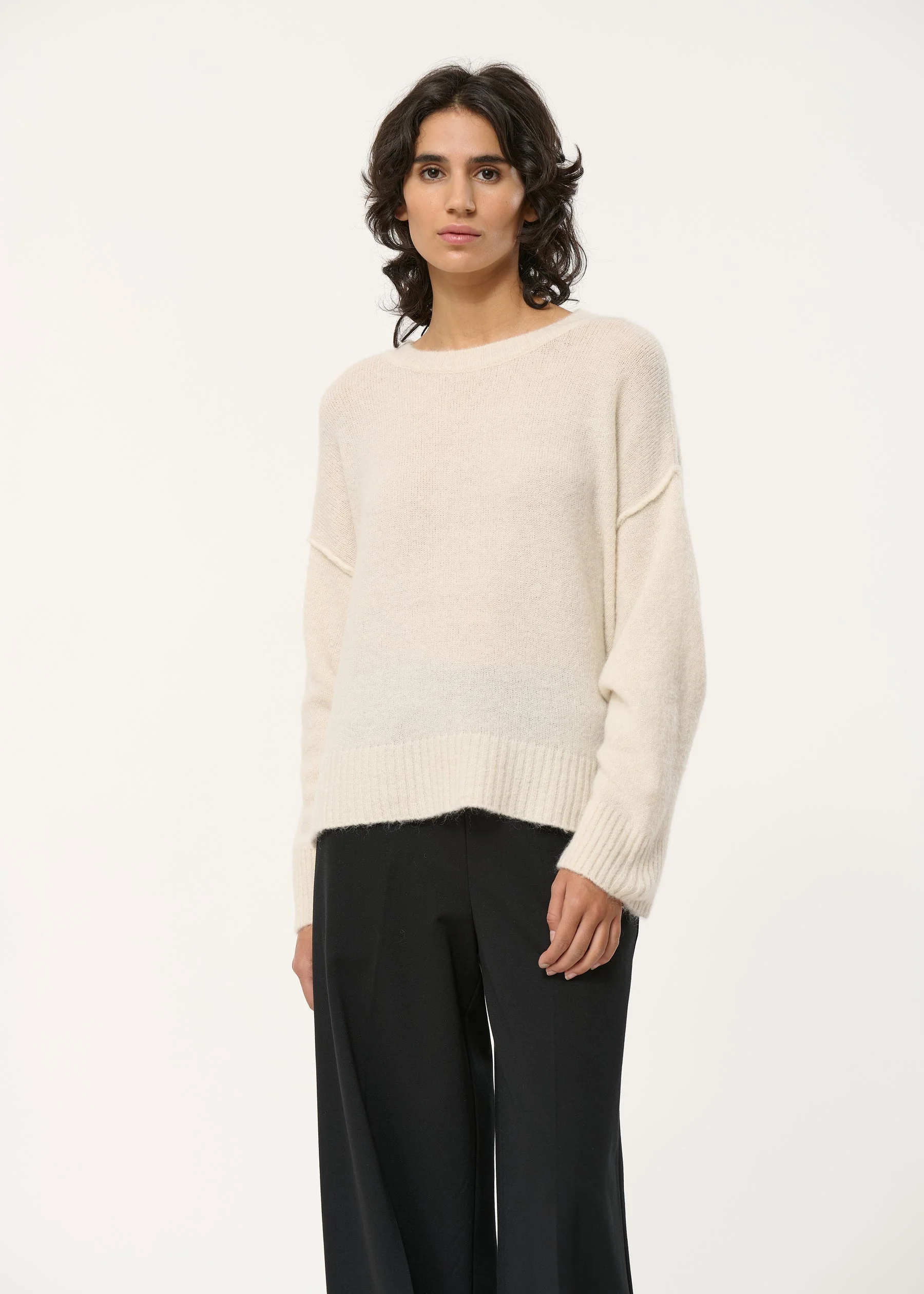 Pull blanc oversize en laine et mohair – Image 5