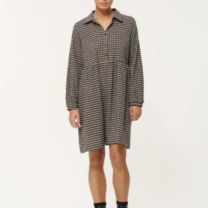 Robe courte marron à carreaux vichy