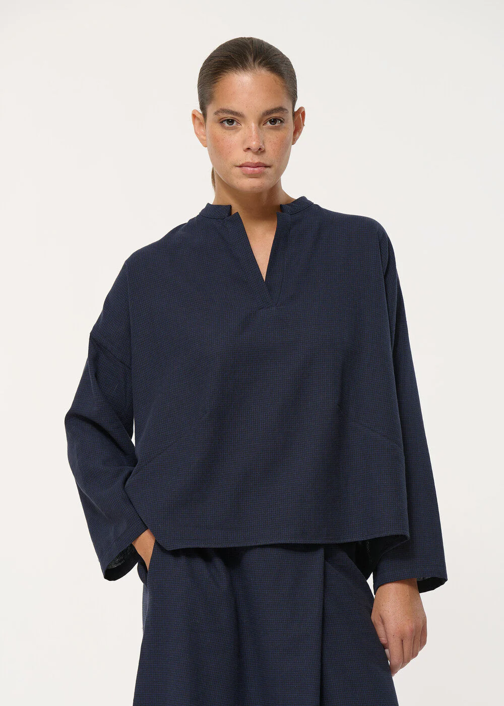 Top oversize bleu marine à imprimé pied-de-poule – Image 5