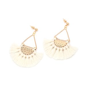 Boucles d&rsquo;Oreilles Dorées Frange Blanche – Bahia