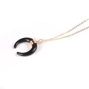 Collier Moon