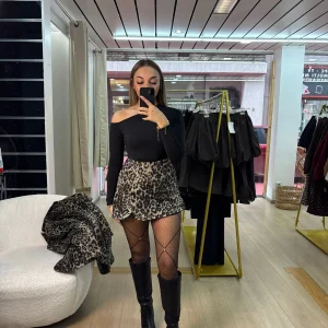 Jupe short leopard