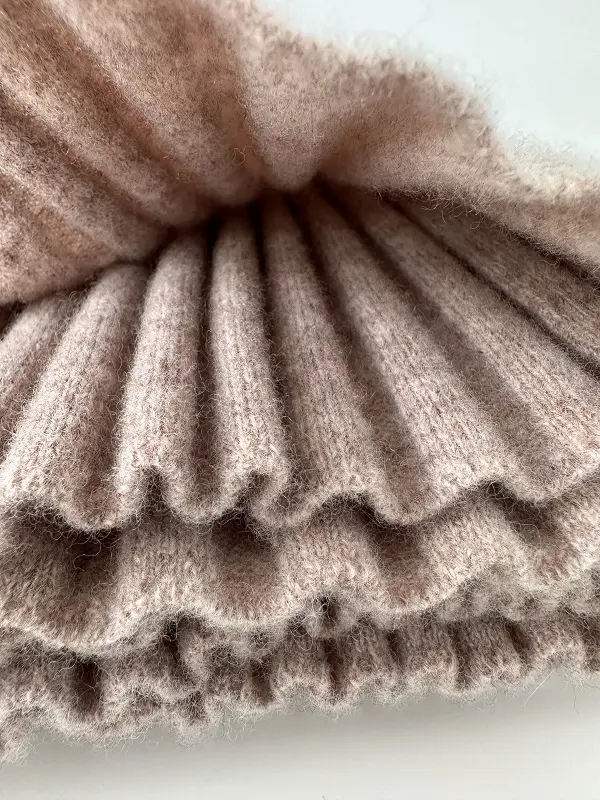 Jupe maille plissée en laine mérinos 100% mi-longue beige camel – Louise – Image 5