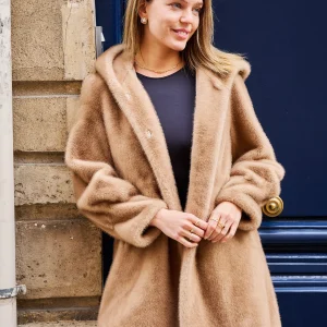 LISA - Manteau en fausse fourrure à capuche