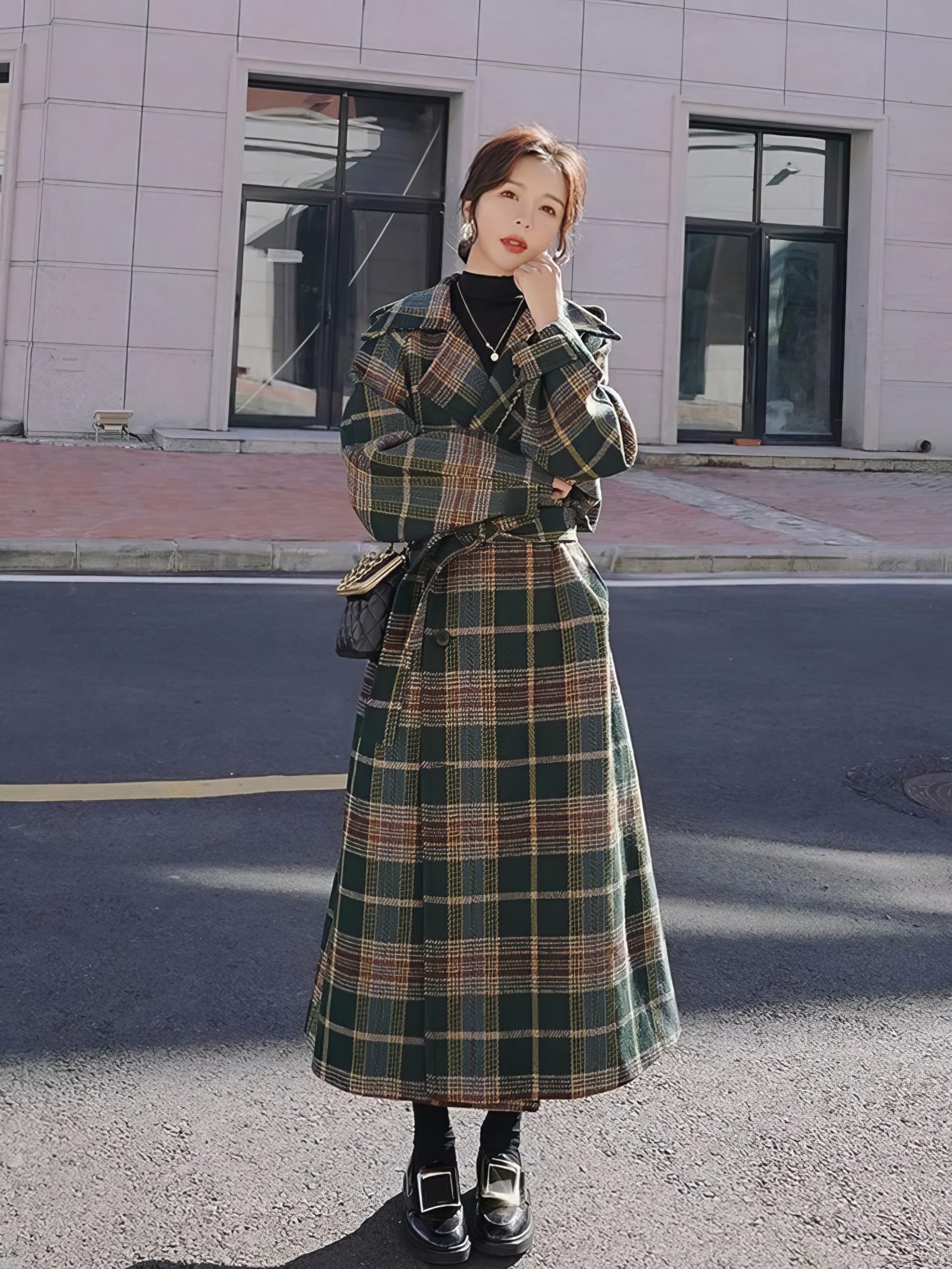 Manteau Long Écossais À Carreaux Avec Ceinture Vert Et Beige – Image 7