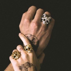 Bague Tête de mort Cornes