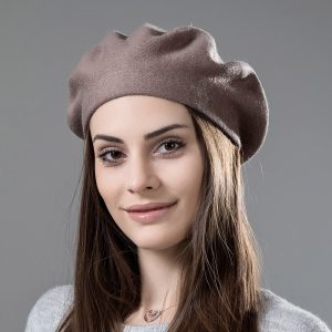 Béret en Laine Tricotée Marron
