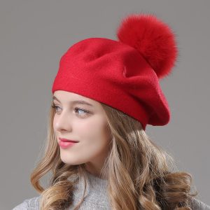 Béret Laine et Pompon Rouge