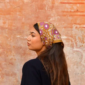 Petit foulard N°115 Caramel