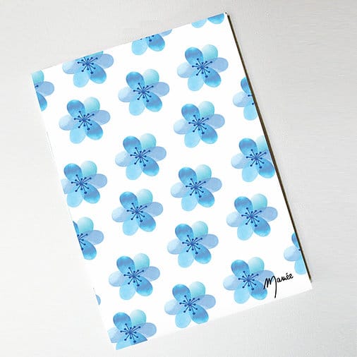 Carnet motifs fleurs bleues