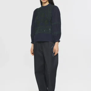 Blouse brodée Hugarian