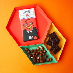 Chocolat Croissant noir et noisettes