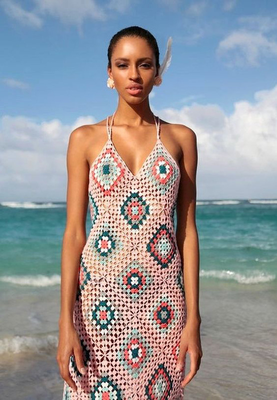 Robe Longue en Crochet Plage Bohème – Rose – Image 3